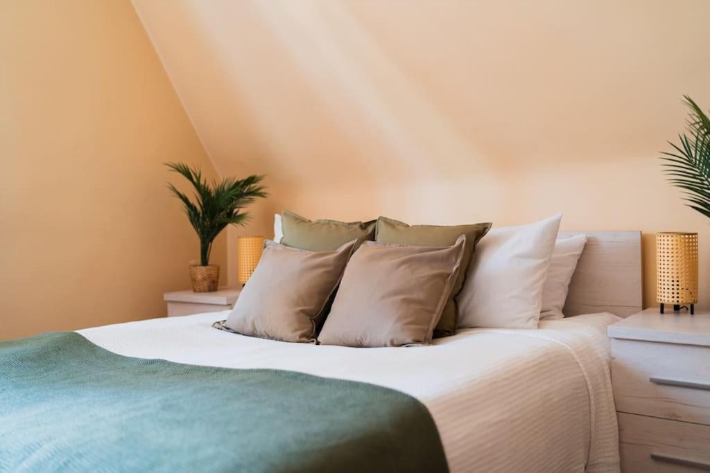 Market Square - Street Rynek 24 -2 Rooms Breslau Exterior foto